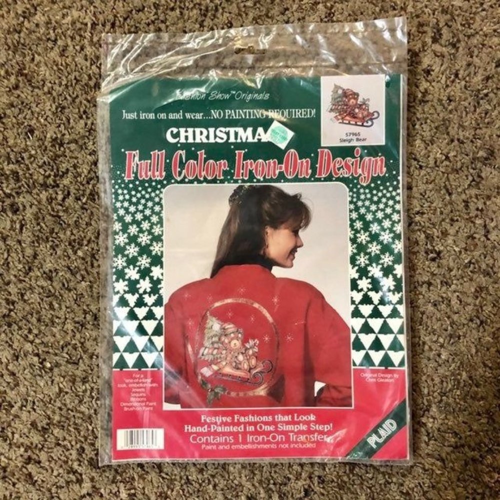 Originals Christmas Full Color Iron-On Design NEW 57965 Sleigh Bear